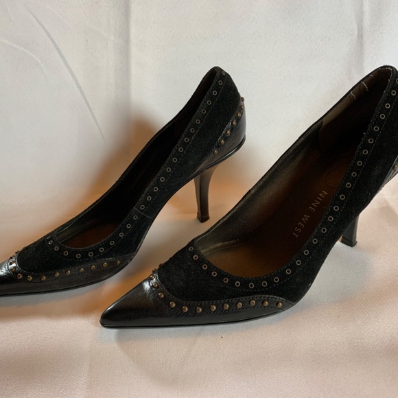 Sublime Nine West Black Studded Heels! - Picture 5 of 7